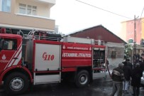 EVDE TEK BAŞINA - Ataşehir'de Yangın Açıklaması 1 Ölü