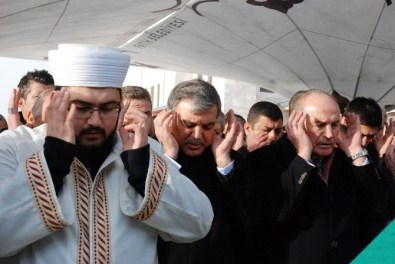 İş Adamı Remzi Gür'ün Babası Son Yolculuğuna Uğurlandı