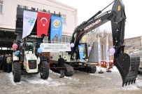 İŞ MAKİNASI - Karaman'da Tarımsal Kalkınma Kooperatifine İş Makinesi