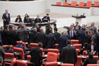 TBMM - Meclis Genel Kurulu'nda kavga çıktı
