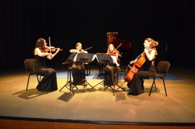 Nemeth Quartet Sanatseverleri Müziğe Doyurdu