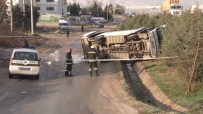 ALI PARTAL - Öğretmen Ve Öğrencileri Taşıyan Servis Devrildi Açıklaması 11 Yaralı