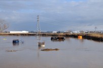 Otoyol İnşaatı Sular Altında