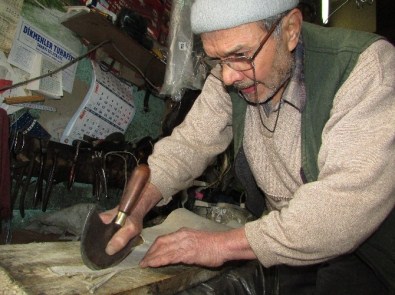 Sandıklı Bölgesinin TEK 'Saraç' Mesleğine Destek Bekliyor