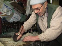 DINAR DEPREMI - Sandıklı Bölgesinin TEK 'Saraç' Mesleğine Destek Bekliyor