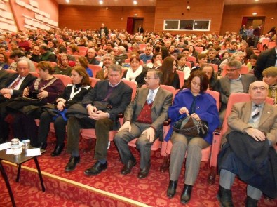 Türk Halk Müziği Korosunun 42'İnci Sanat Yılı Konserine Yoğun İlgi