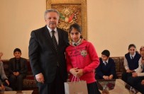 OSMAN GÜVEN - Vali Kahraman Öksüz Ve Yetim Çocukları Yalnız Bırakmıyor