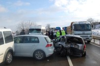 MİNİBÜS ŞOFÖRÜ - Yardım İçin Durdular, Canlarından Oldular