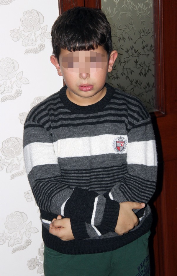 10 yaşındaki çocuğu dolandırdılar