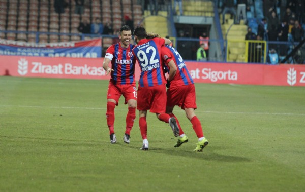 Kardemir Karabükspor 2 - 0 Beşiktaş