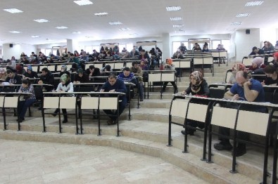 Atatürk Üniversitesi Açıköğretim Fakültesi 140 Bin Öğrencisine 68 Sınav Merkezinde Final Sınavı Düzenledi