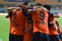 NECATI YıLMAZ - Başakşehir Semih Şentürk'le Şahlandı