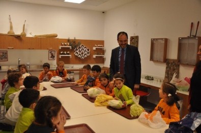 Başkan Ayaz, Okul Gezilerine Devam Ediyor