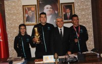MEHMET ŞAHIN - Başkan Çalık, Başarılı Aşçı Öğrencilerini Ödüllendirdi