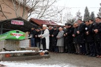 CEMALETTIN DEMIRCIOĞLU - Çorum İl Kültür Müdürü Özüdoğru'nun Acı Günü