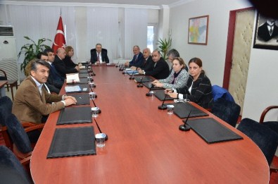 Düzce Belediyesi Öğretmenevi İçin Tam Kadro Çalışıyor