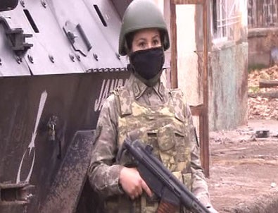 Kadın askerler PKK'lılara göz açtırmıyor