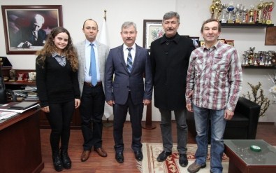 Saruhanlı'da Yamaç Paraşütü Sporu Yapılacak