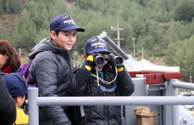 Tcg Gediz'in Tarihi Gezi Sonrası İlk Ziyaretçisi Öğrenciler Oldu