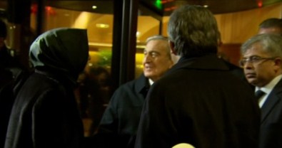 Abdullah Gül ve eşinden Koç ailesine taziye ziyareti