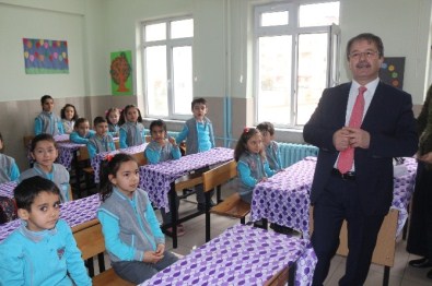 Niğde'de Karneler Dağıtıldı