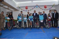 Sinop'ta Öğrencilerin Karne Heyecanı