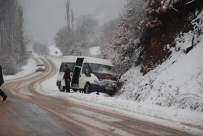 Tokat'ta Kar Yağışı Kazalara Neden Oldu Haberi