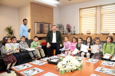 Tüp Bebekler İlk Karnelerini Aldı