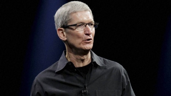 Apple CEO'su Brüksel'de 'vergi lobisi' yaptı