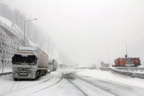 BOLU TÜNELI - Bolu Dağı Bembeyaz Oldu