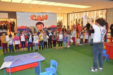 Esas 67 Burda AVM'den Çocuklara Can'lı Eğlence