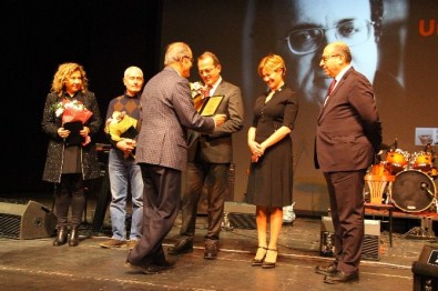 Eskişehir'de Uğur Mumcu'yu Anma Gecesi Ve Ödül Töreni