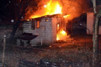 Evin Önündeki Baraka Yandı