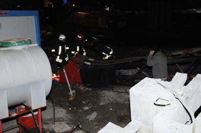İnşaat Vinci Devrildi Açıklaması 1 Ölü, 1 Yaralı