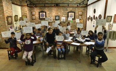 Karikatürlü Ev, 60 Sergi Ve 9 Bin Ziyaretçi Ağırladı