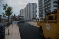 Mavi Bulvar'da Yol Yapım Çalışmaları Devam Ediyor