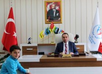 Şampiyon Karateci Manisa Yolcusu