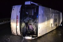 Yolcu Midibüsü Devrildi Açıklaması 10 Yaralı