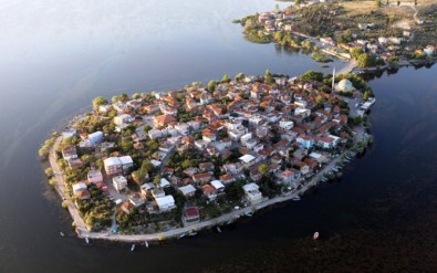 Bu Köyde Yaşayanlar Tedirgin