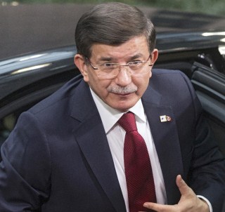Davutoğlu, Matrakçı Nasuh Sergisini Gezdi
