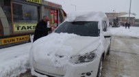 KARDAN ADAM - Erzincan'da Yoğun Kar Yağışı