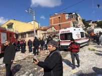 EVDE ÇALIŞMA - İzmir'deki Patlamada Evden Barut İçeren Parçalar Çıktı