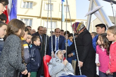 Yıldırım'da Parkların Tabelaları Çok Farklı