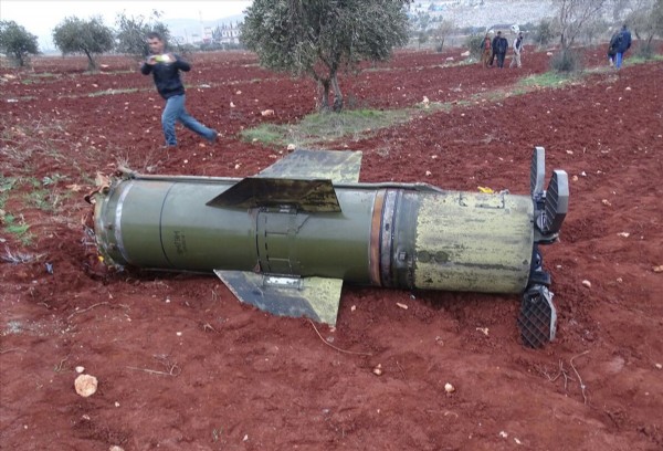 Rusya İdlib'de sivilleri katletti