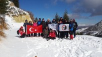 TÜRKIYE DAĞCıLıK FEDERASYONU - Afdos Üyeleri Karlar İçinde Doğa Yürüyüşü Yaptı