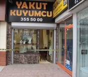 Duvarı Delip Kuyumcuyu Soydular
