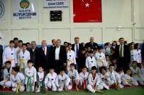 Malatya Büyükşehir Belediyesi'nden Amatör Spor Kulüplerine Malzeme Yardımı