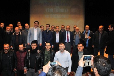 Prof. Dr. Çelik Ve Gazeteci Güler'den Konferans