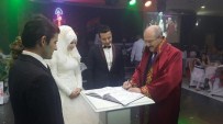 Altıeylül'de Yazı İşleri Bin 21 Nikah Yaptı