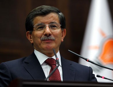 Başbakan Davutoğlu: YPG ve PYD'nin masaya oturmasına karşıyız